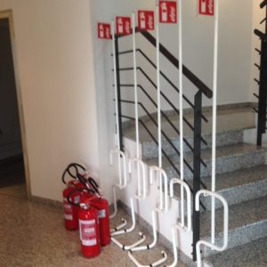 ricarica estintori - porta estintori per attività e privati - Centro Sill